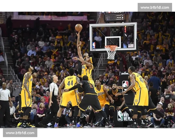 范德比尔特底角三分蜕变！5 投 5 中视频曝光，新赛季或成湖人空间杀招