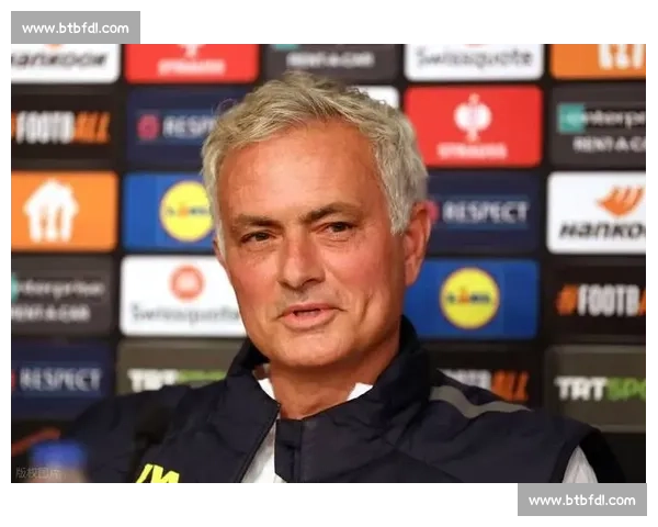 杜兰加盟费内巴切!1500 万欧年薪 + 租借买断条款,穆帅再添锋线利器 杜兰加盟费内巴切!1500 万欧年薪 + 租借买断条款,穆帅再添锋线利器